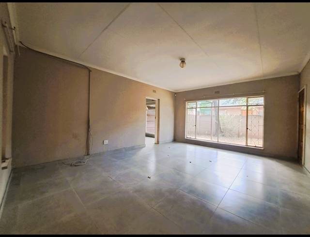 3 BEDROOM HOUSE FOR SALE IN SONLAND PARK